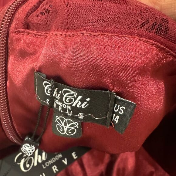 Chi Chi London Women's Red Dress - Picture 8 of 10